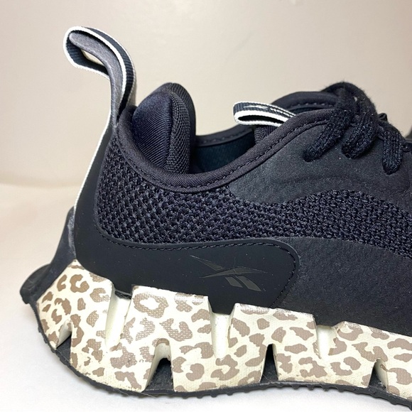 Reebok Zig Dynamica Adventure Sneakers Black Leopard Soles Women’s Size 7.5 - Picture 5 of 10